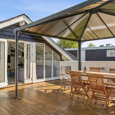3 Bedroom Lovely In