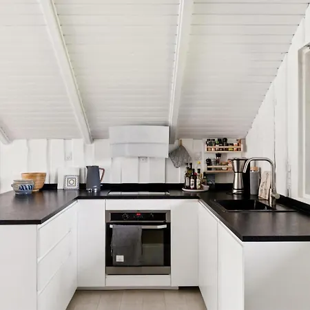 3 Bedroom Lovely In