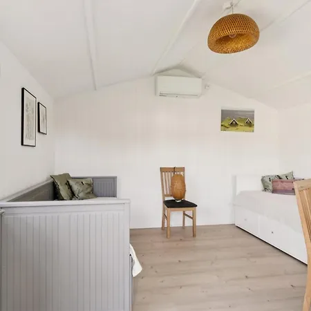 3 Bedroom Lovely In Dronningmølle